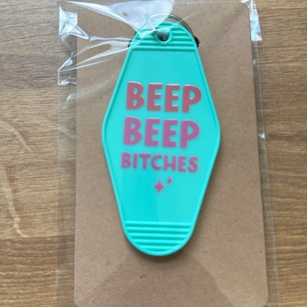 Funny Snarky Motel Keychains Retro‎ Vintage Style Key Tags Assorted Sayings
